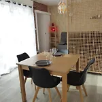 La Petite Maison Tahet, 2 Pers Avec Terrasse Basse-Indre