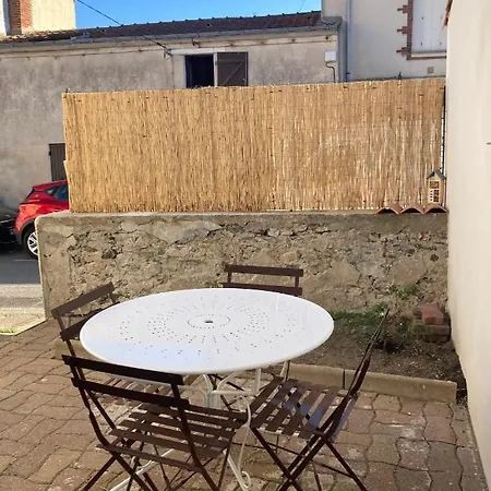 Casa vacanze La Petite Maison Tahet, 2 Pers Avec Terrasse Basse-Indre